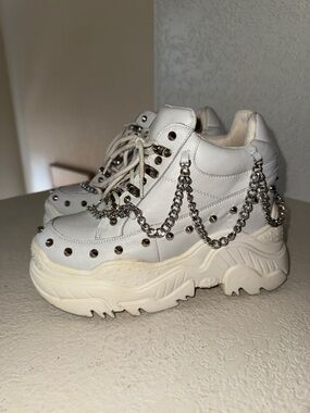 White Anthony Wang Space Platform Chain-Detail Women's Sneakers